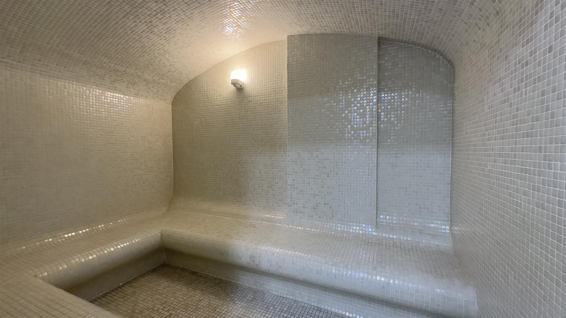  Image of Apartment - 1 Bedrooms - 1 Bathrooms for Rental in Prince Edward's Gate-Gibraltar, Image 12